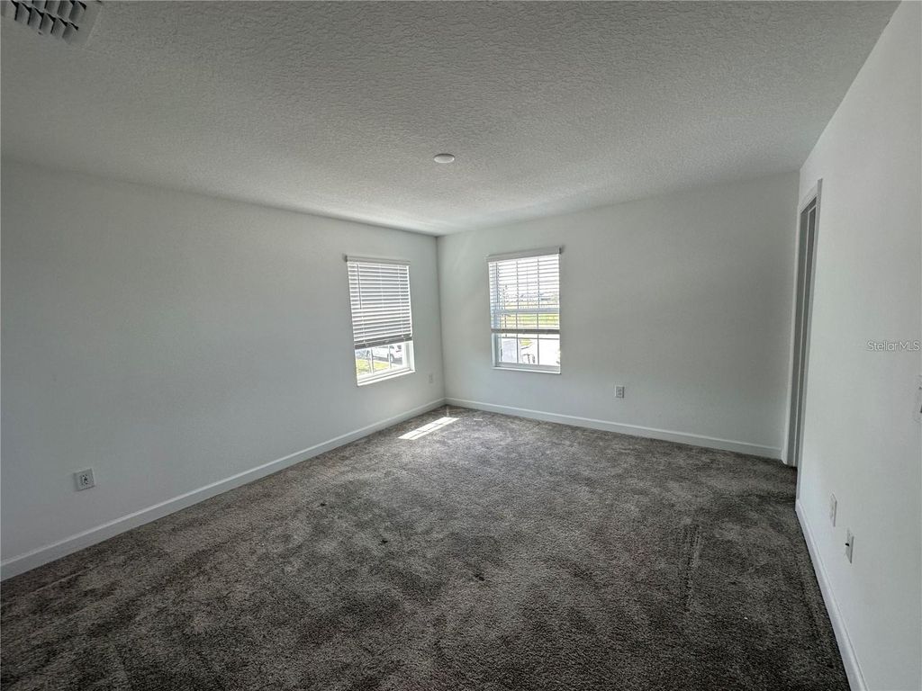 Image 13 of property listing at 3037 ELLA WAY, St Cloud, FL 34771