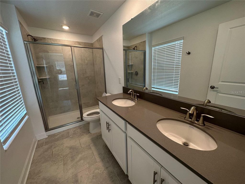 Image 16 of property listing at 3037 ELLA WAY, St Cloud, FL 34771