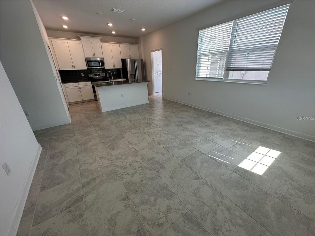 Image 9 of property listing at 3037 ELLA WAY, St Cloud, FL 34771