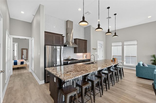 114 Barefoot Lane, Port Aransas, TX 78373