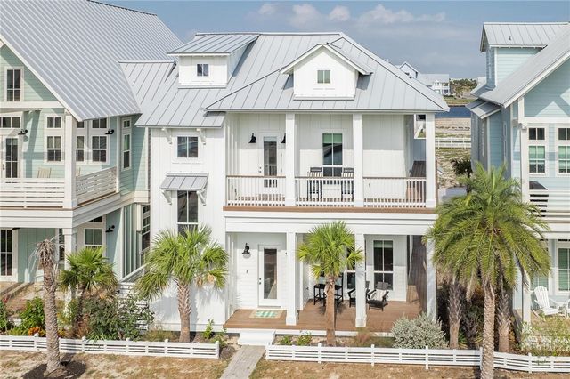 114 Barefoot Lane, Port Aransas, TX 78373