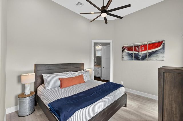 114 Barefoot Lane, Port Aransas, TX 78373