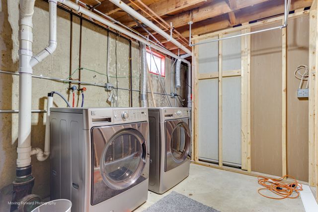 400 E Lafayette Street, Somonauk, IL 60552