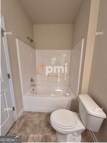 2 Longleaf Circle, Fairburn, GA 30213