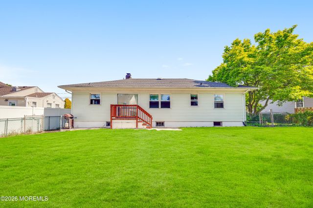 75 Narrumson Road, Manasquan, NJ 08736