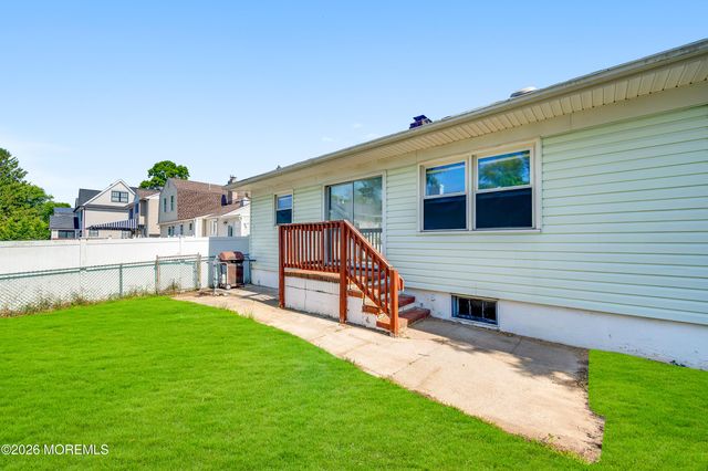 75 Narrumson Road, Manasquan, NJ 08736
