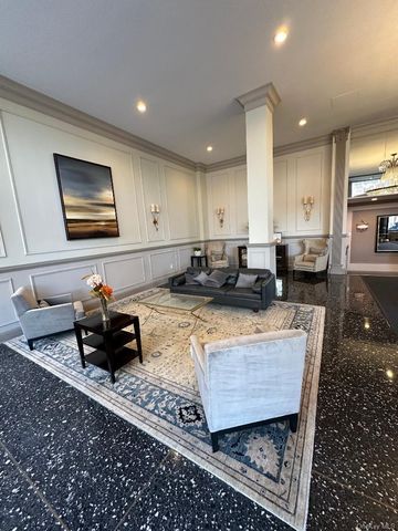 700 Shore Road 6EE, Long Beach, NY 11561