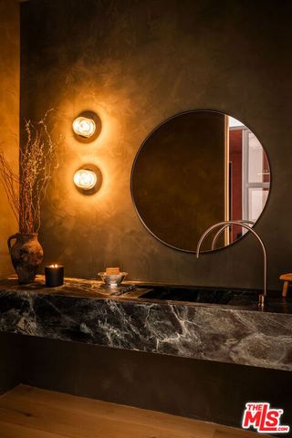 4115 Ventura Canyon Avenue, Sherman Oaks, CA 91423