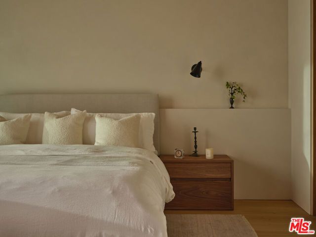 4115 Ventura Canyon Avenue, Sherman Oaks, CA 91423