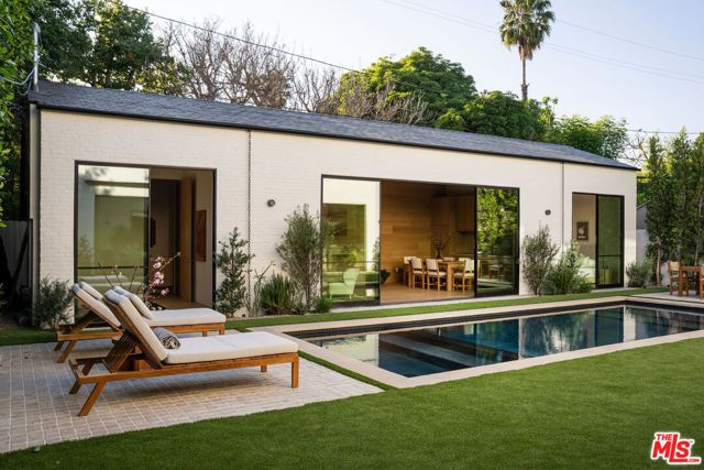 4115 Ventura Canyon Avenue, Sherman Oaks, CA 91423