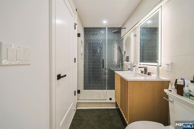 144 Village Circle, Paramus, NJ 07652