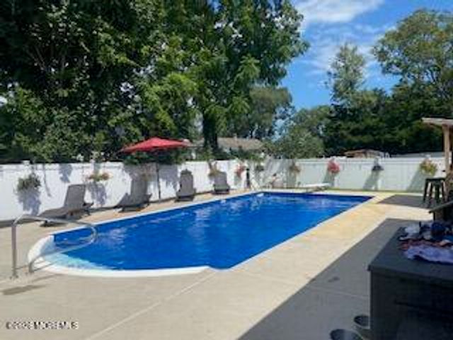 85 Coral Drive, Brick, NJ 08724