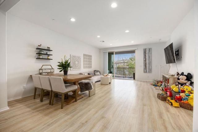 2227 Solara Lane, Vista, CA 92081