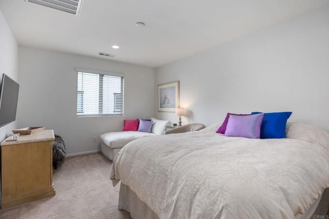 2227 Solara Lane, Vista, CA 92081