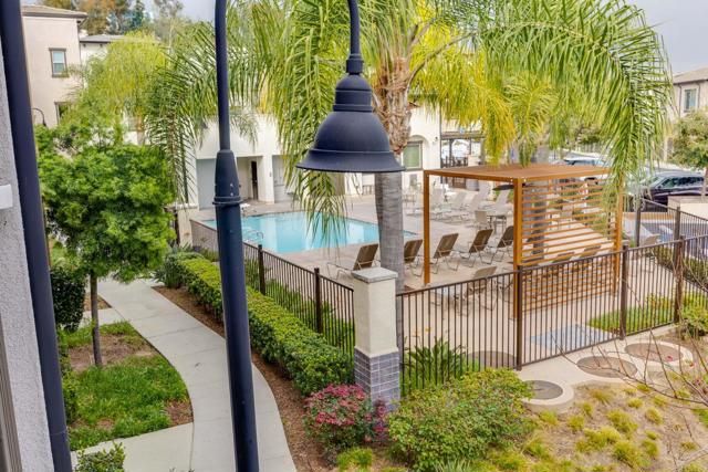 2227 Solara Lane, Vista, CA 92081