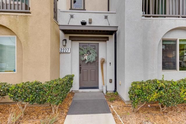 2227 Solara Lane, Vista, CA 92081