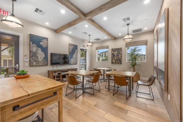 2227 Solara Lane, Vista, CA 92081