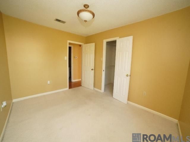 1570 Heartwood Dr, Baton Rouge, LA 70816