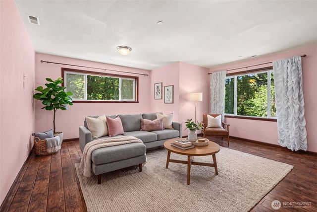 6524 Woodhill Drive NW, Gig Harbor, WA 98332