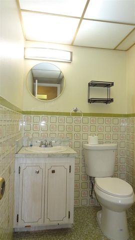 3527 NE 168th St 407, North Miami Beach, FL 33160