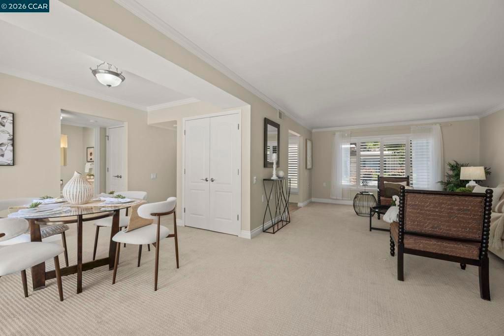 Image 23 of property listing at 1209 Oakmont Dr #6 6, Walnut Creek, CA 94595