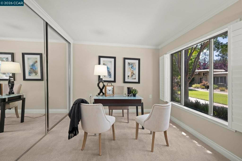 Image 27 of property listing at 1209 Oakmont Dr #6 6, Walnut Creek, CA 94595