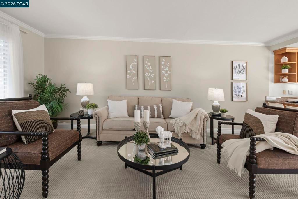 Image 8 of property listing at 1209 Oakmont Dr #6 6, Walnut Creek, CA 94595