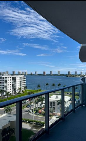220 Lake Shore Drive 813, Lake Park, FL 33403