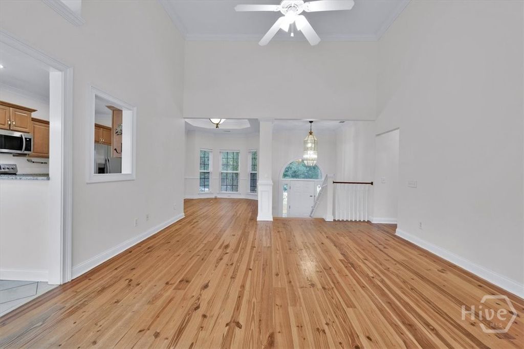 Image 10 of property listing at 187 Sterling Woods Drive, Richmond Hill, GA 31324