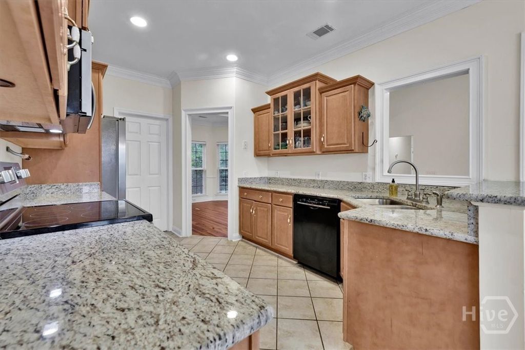 Image 14 of property listing at 187 Sterling Woods Drive, Richmond Hill, GA 31324