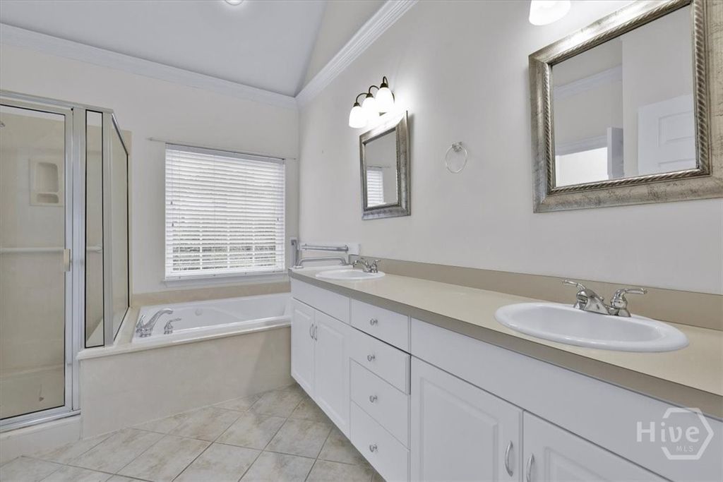 Image 20 of property listing at 187 Sterling Woods Drive, Richmond Hill, GA 31324