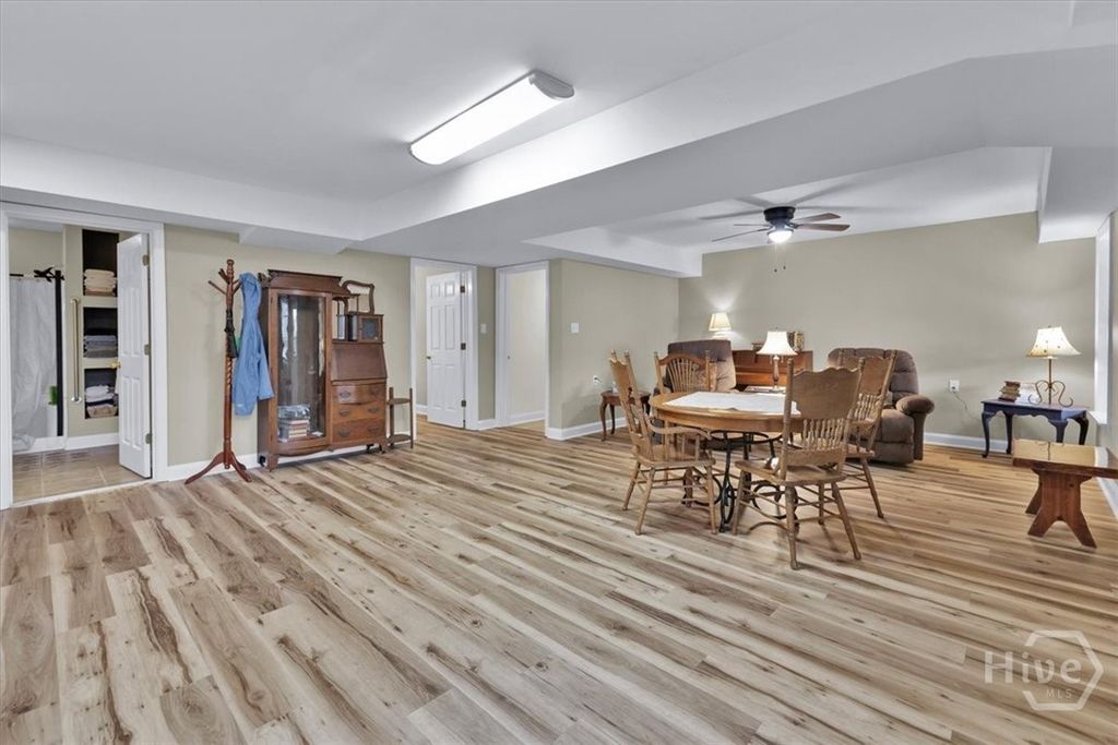 Image 29 of property listing at 187 Sterling Woods Drive, Richmond Hill, GA 31324