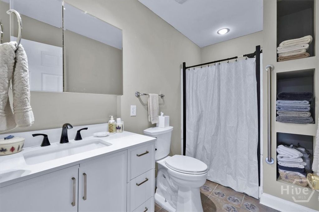 Image 34 of property listing at 187 Sterling Woods Drive, Richmond Hill, GA 31324