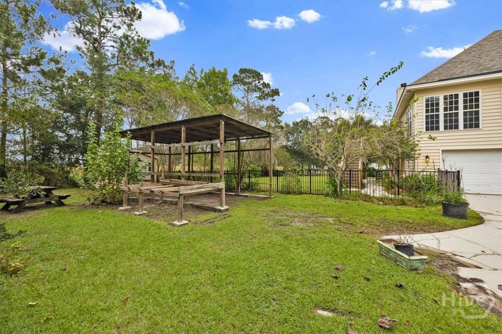 Image 41 of property listing at 187 Sterling Woods Drive, Richmond Hill, GA 31324