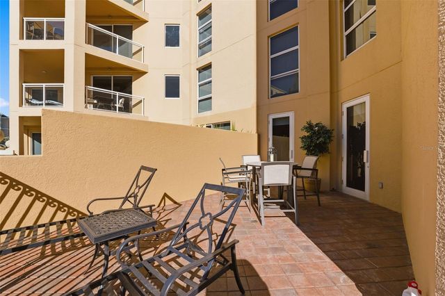 521 MANDALAY AVENUE 307, Clearwater Beach, FL 33767