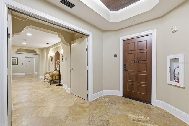 521 MANDALAY AVENUE 307, Clearwater Beach, FL 33767