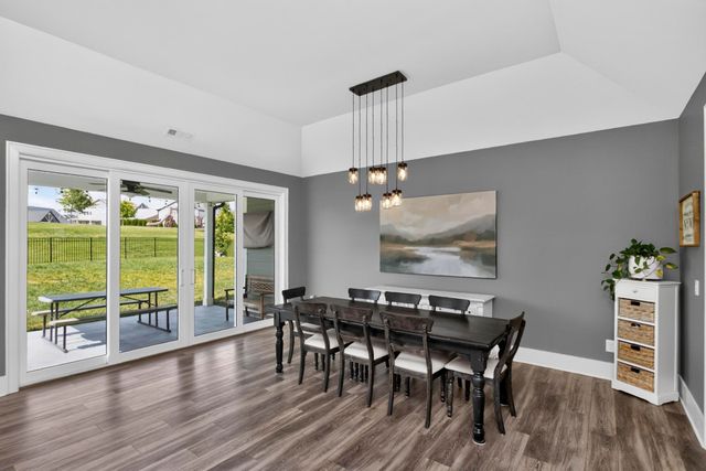 869 Plowson Rd, Mount Juliet, TN 37122