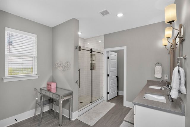 869 Plowson Rd, Mount Juliet, TN 37122