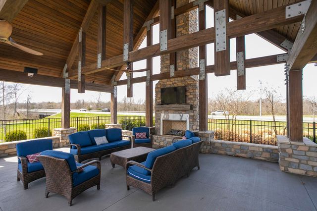 869 Plowson Rd, Mount Juliet, TN 37122