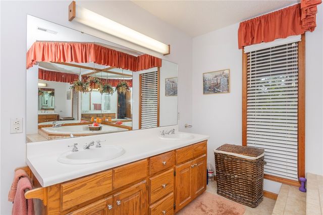 202 Plantation Point, Anderson, SC 29625