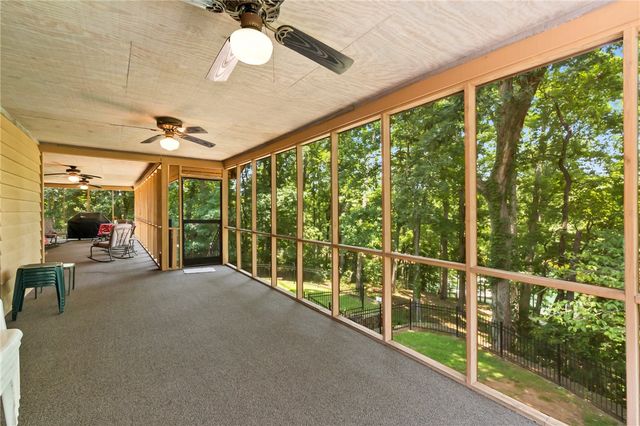 202 Plantation Point, Anderson, SC 29625