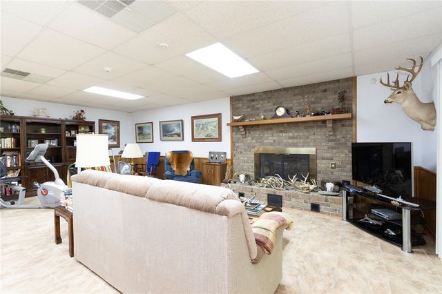 202 Plantation Point, Anderson, SC 29625