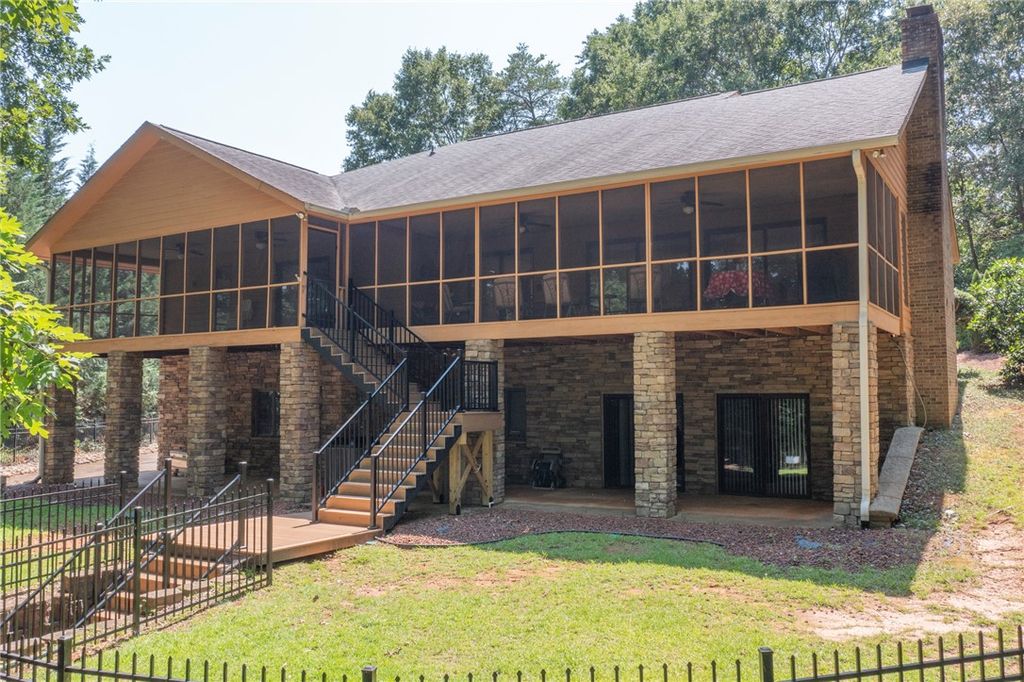202 Plantation Point, Anderson, SC 29625