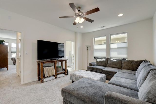 228 Simon, Kyle, TX 78640