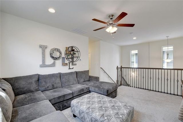 228 Simon, Kyle, TX 78640