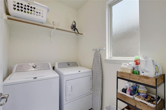 228 Simon, Kyle, TX 78640