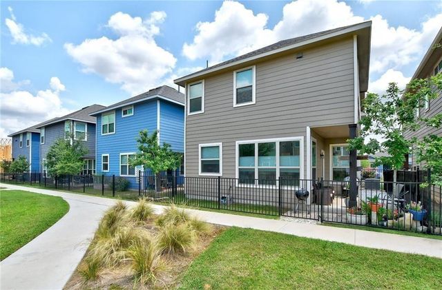 228 Simon, Kyle, TX 78640