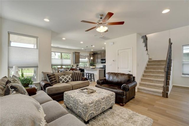 228 Simon, Kyle, TX 78640