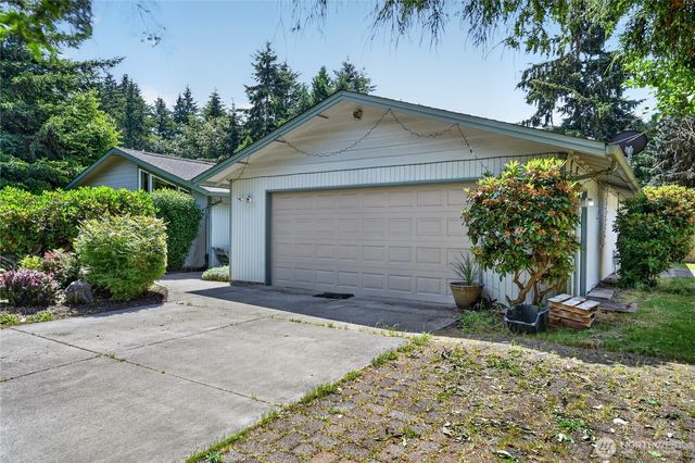4722 Edgeworth Drive SE, Olympia, WA 98501