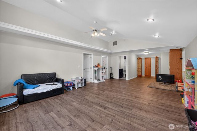 4722 Edgeworth Drive SE, Olympia, WA 98501